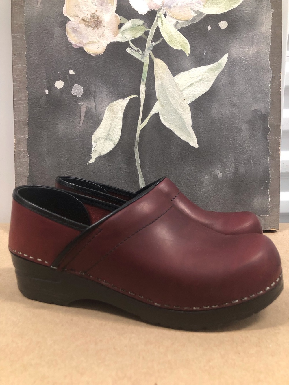 Dansko Leather Clogs sz 8